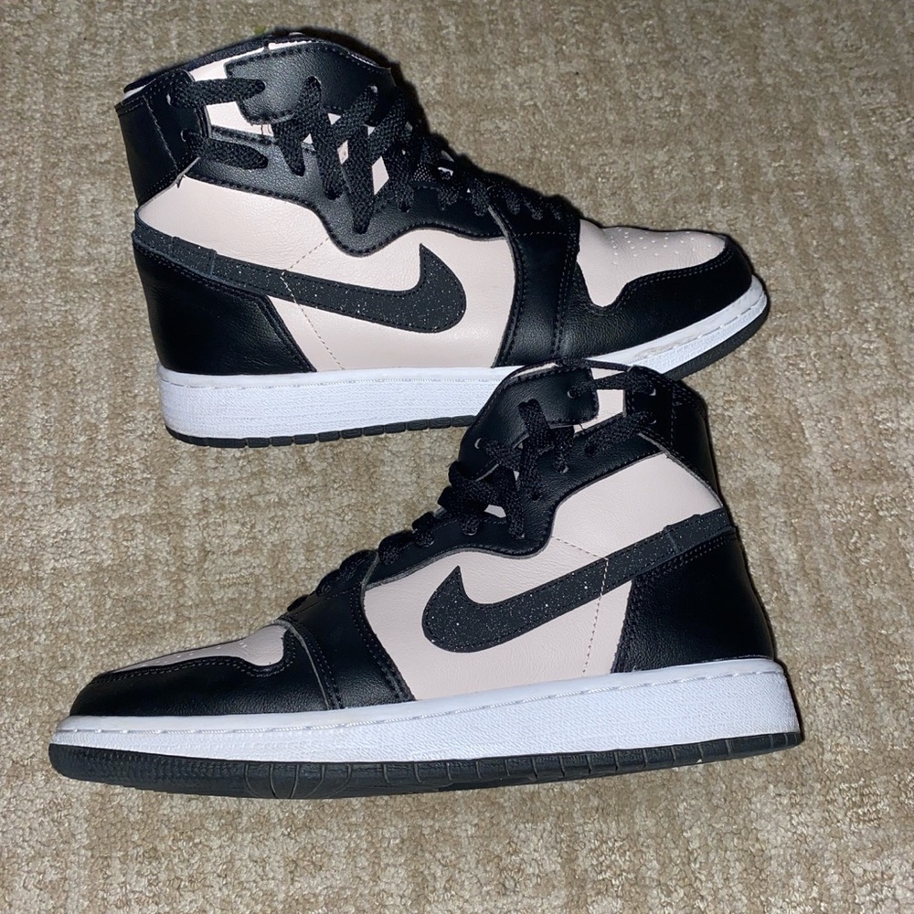 Jordan 1 Siltstone Red